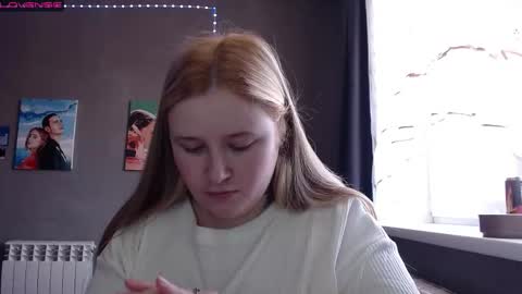 Snapshot of light_lunaa chatting on October 2025 05:30:02 AM light_lunaa online show from October 2025 05:30:02 AM