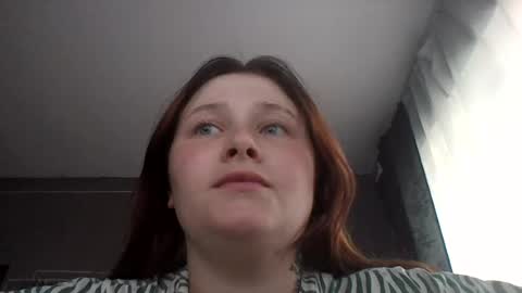 light_lunaa online show from June 2026 02:15:01 PM