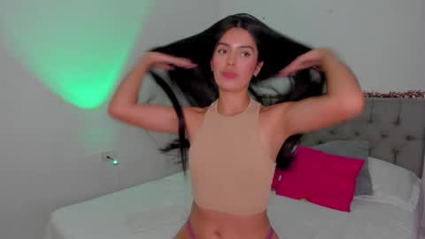 Maddie  online show from October 2025 02:30:01 AM