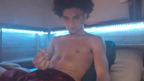 Snapshot of lightskinwithgirth chatting on April 2026 01:38:02 PM lightskinwithgirth online show from April 2026 01:38:02 PM