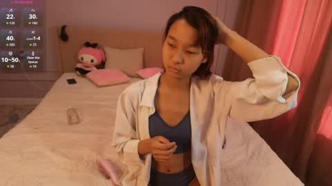 Snapshot of lihnpham chatting on April 2026 03:24:01 AM Lihn Pham online show from April 2026 03:24:01 AM