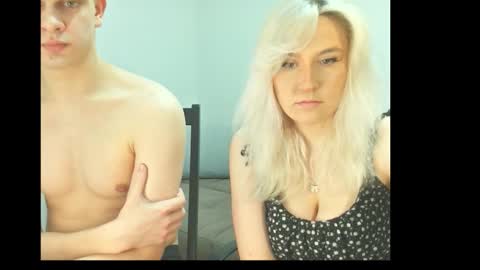 lii_gong_ online show from February 2026 04:03:02 PM