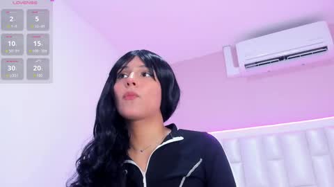 Lia  online show from April 2026 05:58:01 PM