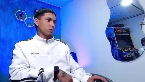 Daniel online show from December 2024 12:33:01 PM