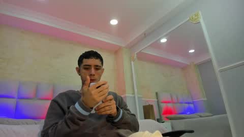 L I I A M online show from February 2025 04:57:01 AM