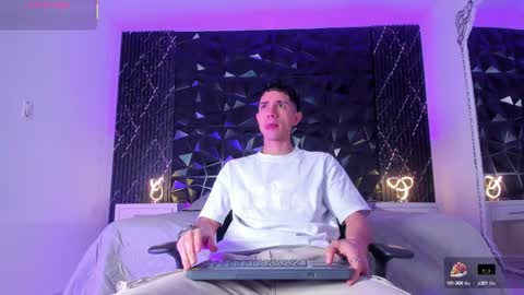 L I I A M online show from March 2025 01:48:01 PM