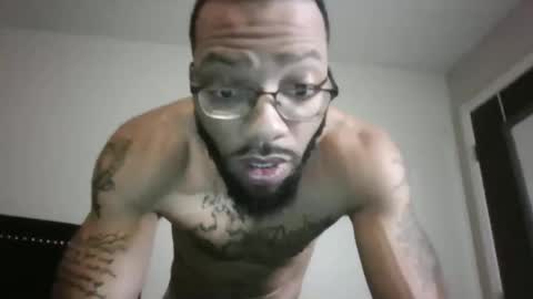 liightsinlover online show from November 2025 05:36:02 PM