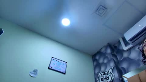 Snapshot of liil_miia chatting on May 2026 07:09:01 PM Miia online show from May 2026 07:09:01 PM