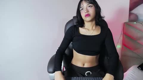 liilithstone online show from January 2026 12:32:02 PM