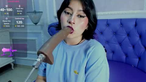 LIILY online show from December 2025 04:32:01 AM