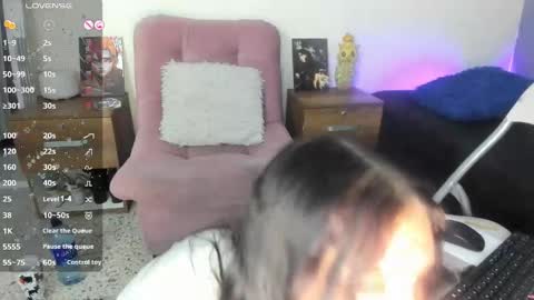 Lily Moore online show from December 2024 10:14:01 AM