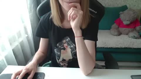 Snapshot of liissax chatting on May 2026 02:25:01 PM Liissax online show from May 2026 02:25:01 PM