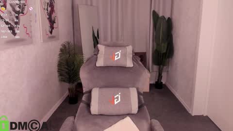 Lika Davis online show from February 2026 01:59:01 PM