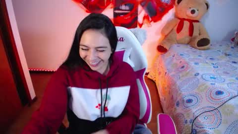 Liika  online show from October 2025 11:07:01 PM