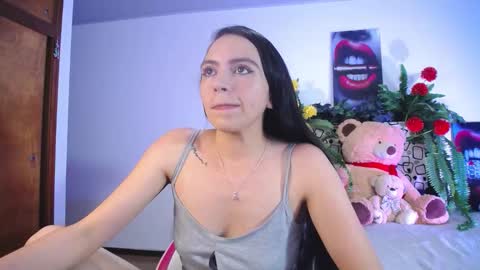 Snapshot of lika_little3 chatting on March 2026 12:04:02 AM Liika online show from March 2026 12:04:02 AM