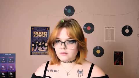 lika_pop online show from November 2025 09:48:02 AM