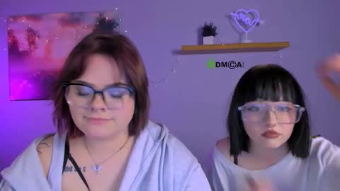 lika_pop online show from December 2025 07:53:02 PM