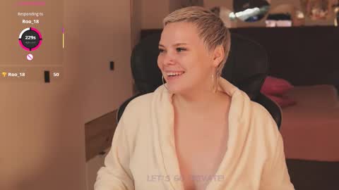 likaaberry online show from November 2025 12:06:01 PM