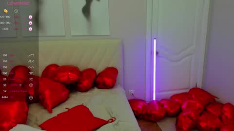 Snapshot of likaklint chatting on February 2025 06:01:02 AM Lika online show from February 2025 06:01:02 AM