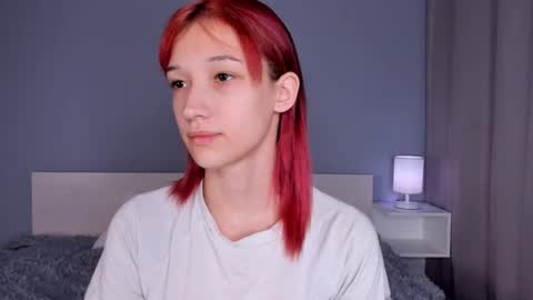 Emi online show from September 2025 12:49:02 PM