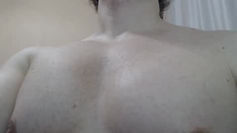 Snapshot of likwidator84 chatting on March 2026 10:44:02 AM Maximus online show from March 2026 10:44:02 AM