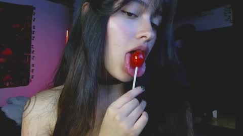 lil angel7 online show from February 2026 11:42:02 PM