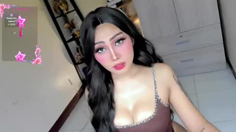 Snapshot of lil_m1ss_silly chatting on September 2025 08:23:01 PM Miss Lily online show from September 2025 08:23:01 PM