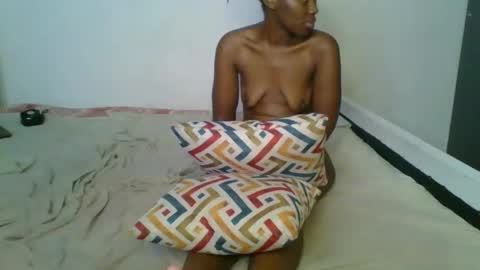 lil_meg online show from February 2026 11:49:02 PM