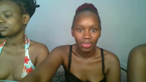 lil_meg online show from February 2026 07:29:01 AM