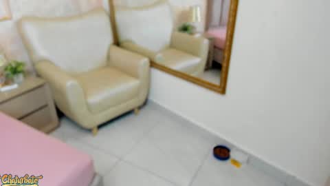 lila bailey  online show from September 2025 07:35:01 PM