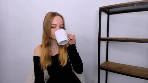 LiliaDesire online show from December 2024 08:30:01 AM