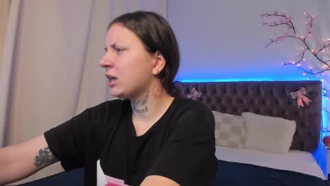 LilaVame online show from November 2025 06:23:01 AM