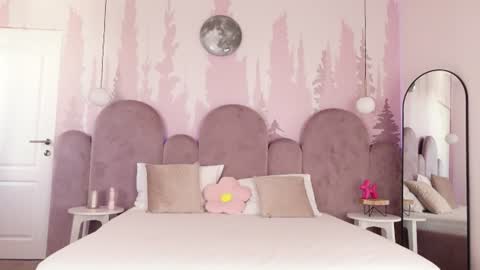 Dream Girl  online show from July 2026 04:28:01 AM