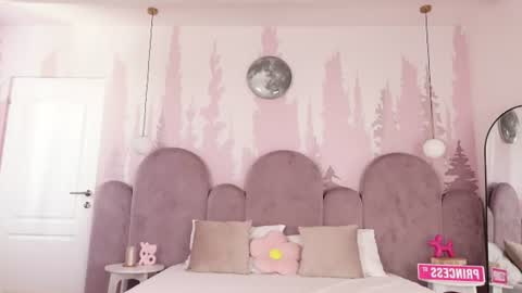 Dream Girl  online show from July 2026 05:34:01 AM