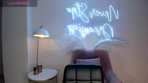 Lila West online show from December 2024 10:23:02 AM