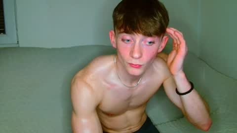 Snapshot of lilbearxxxx chatting on March 2026 11:44:01 PM lilbearxxxx online show from March 2026 11:44:01 PM