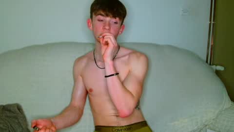 Snapshot of lilbearxxxx chatting on April 2026 12:42:02 AM lilbearxxxx online show from April 2026 12:42:02 AM