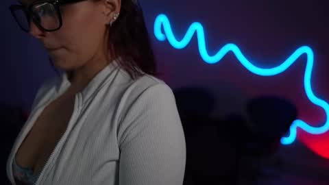 Rebecca online show from February 2026 06:39:02 AM