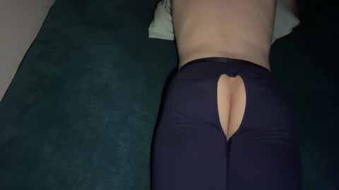 Snapshot of lilbenny05 chatting on March 2026 09:26:01 AM lilbenny05 online show from March 2026 09:26:01 AM