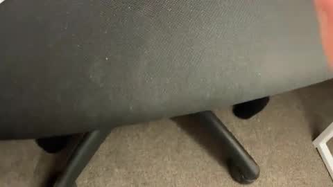 Snapshot of lilbenny05 chatting on April 2026 09:27:01 AM lilbenny05 online show from April 2026 09:27:01 AM