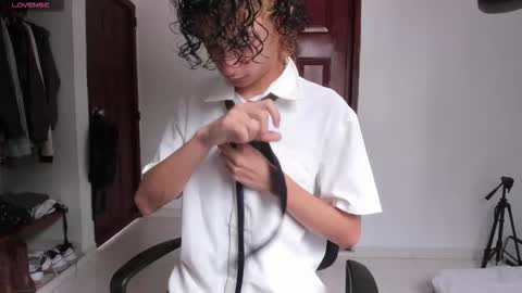 Snapshot of lildan18 chatting on December 2025 07:52:01 PM Daniel online show from December 2025 07:52:01 PM