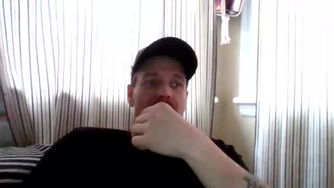 Snapshot of lildeer1980 chatting on April 2026 10:18:01 PM lildeer1980 online show from April 2026 10:18:01 PM