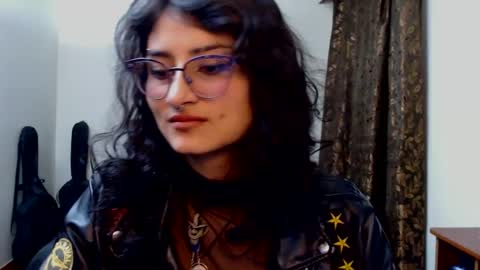 Snapshot of lili_clan chatting on September 2025 01:05:01 AM lili_clan online show from September 2025 01:05:01 AM