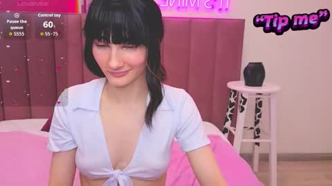 Lilli  follow me kiss online show from November 2025 03:11:02 PM