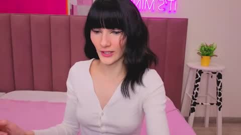 Snapshot of lili_flowerr chatting on April 2026 10:30:01 AM Lilli follow me kiss online show from April 2026 10:30:01 AM