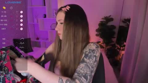 Lily online show from November 2025 01:59:01 AM