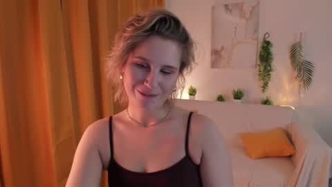 Snapshot of lilian_daniels chatting on November 2025 12:21:01 AM Lilian online show from November 2025 12:21:01 AM