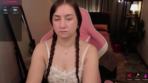 Snapshot of lilian_wood chatting on February 2026 05:25:02 AM Kate online show from February 2026 05:25:02 AM