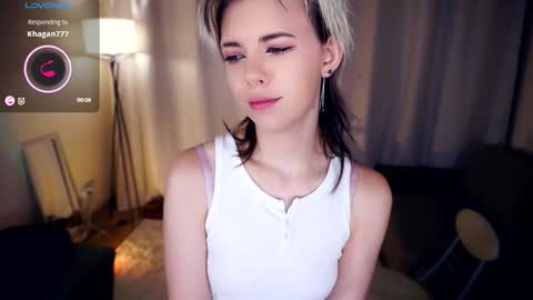 Snapshot of liliandaniels chatting on September 2025 07:02:01 AM Lilian online show from September 2025 07:02:01 AM