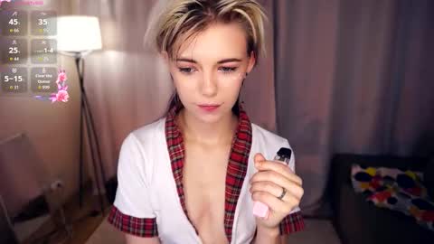 Snapshot of liliandaniels chatting on October 2025 06:21:02 AM Lilian online show from October 2025 06:21:02 AM